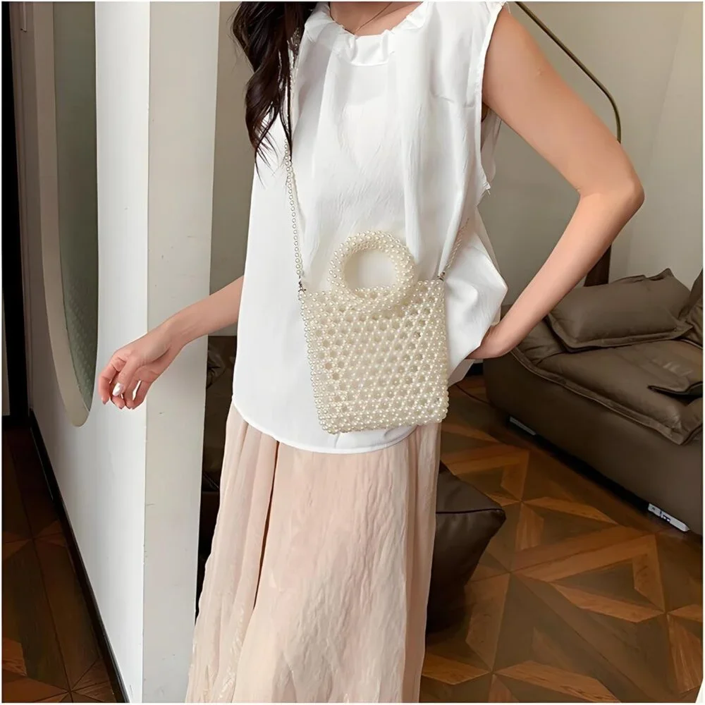 Compact Women’s Pearl Crossbody Bag with Detachable Chain - Ideal for Parties